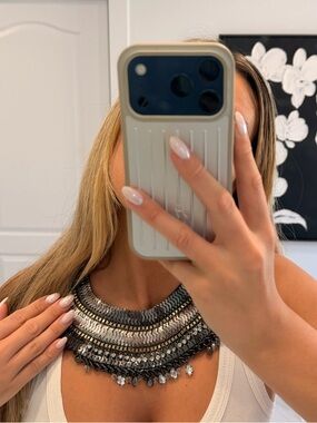 Statement necklace metal and rhinestones